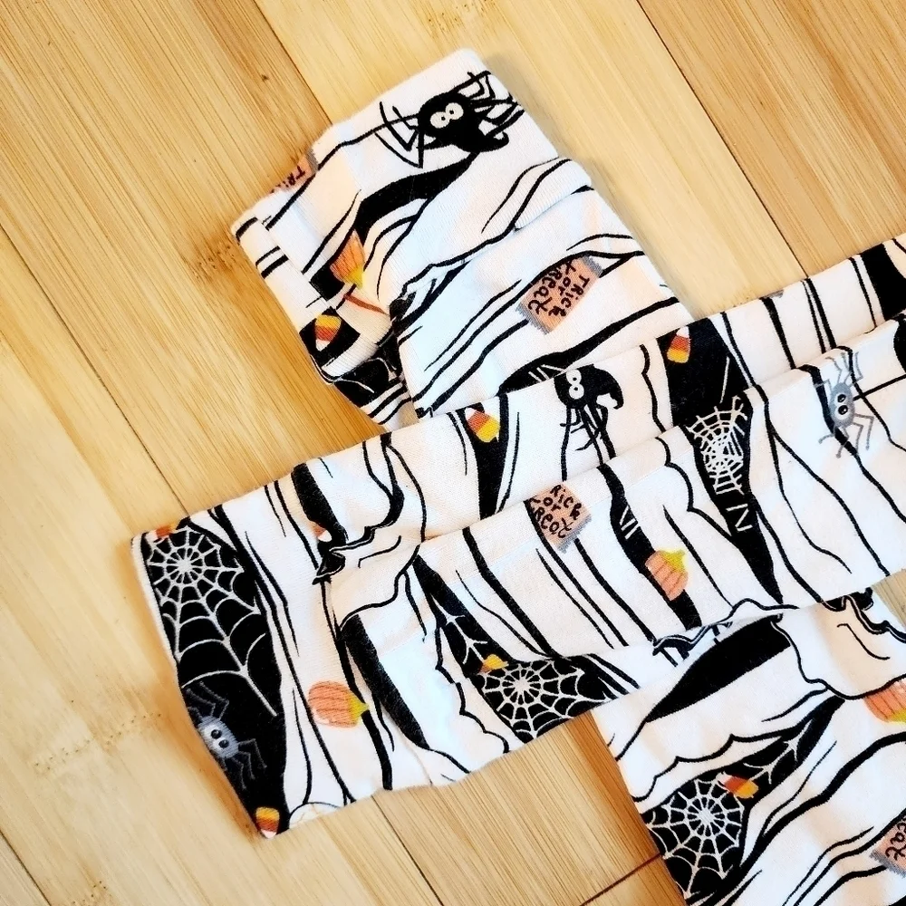 Children's Place Kid's Glow In The Dark 2 Piece Pajama Set Halloween Mummy EUC